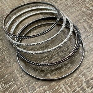 Jewelry - 5- bangle  bracelets